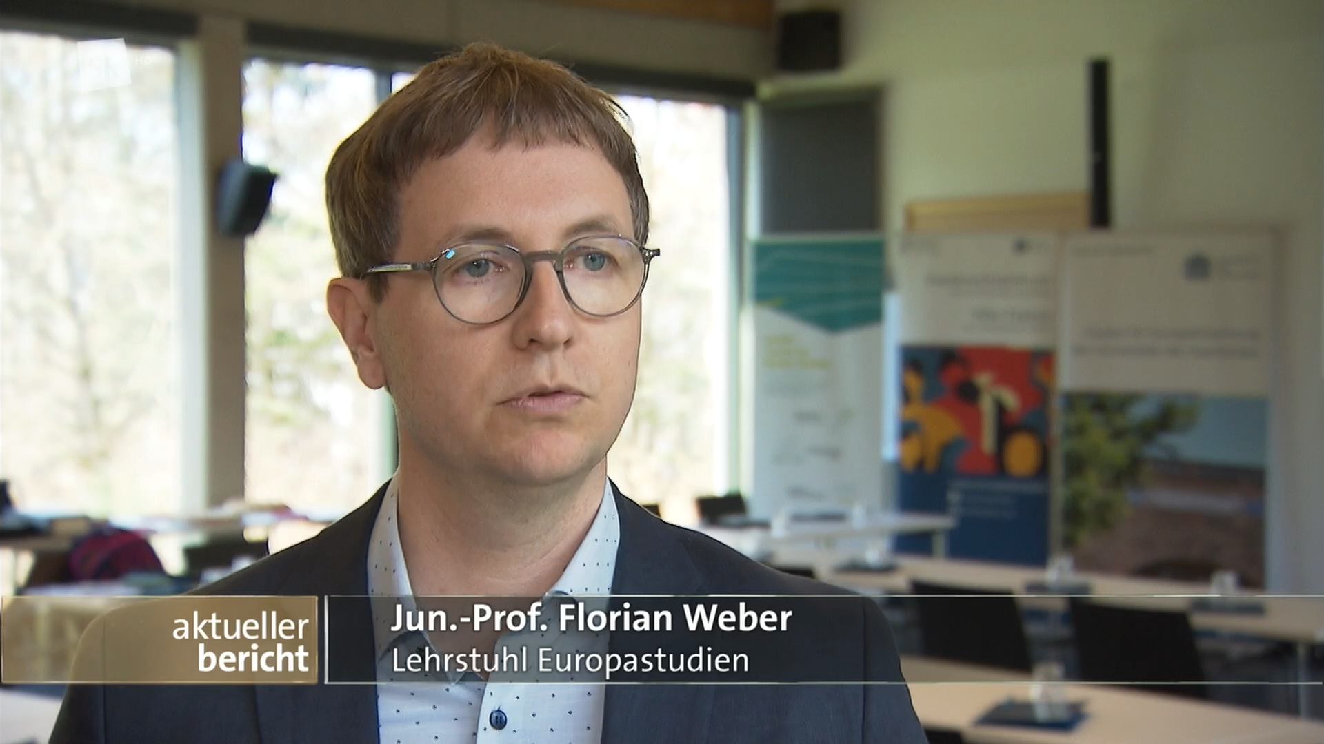 Jun.-Prof. Dr. Florian Weber im Interview beim aktuellen Bericht im SR-Fernsehen anlässlich der Tagung "Covid-19 - eine Pandemie und ihre Implikationen für Grenz(ziehung)en"