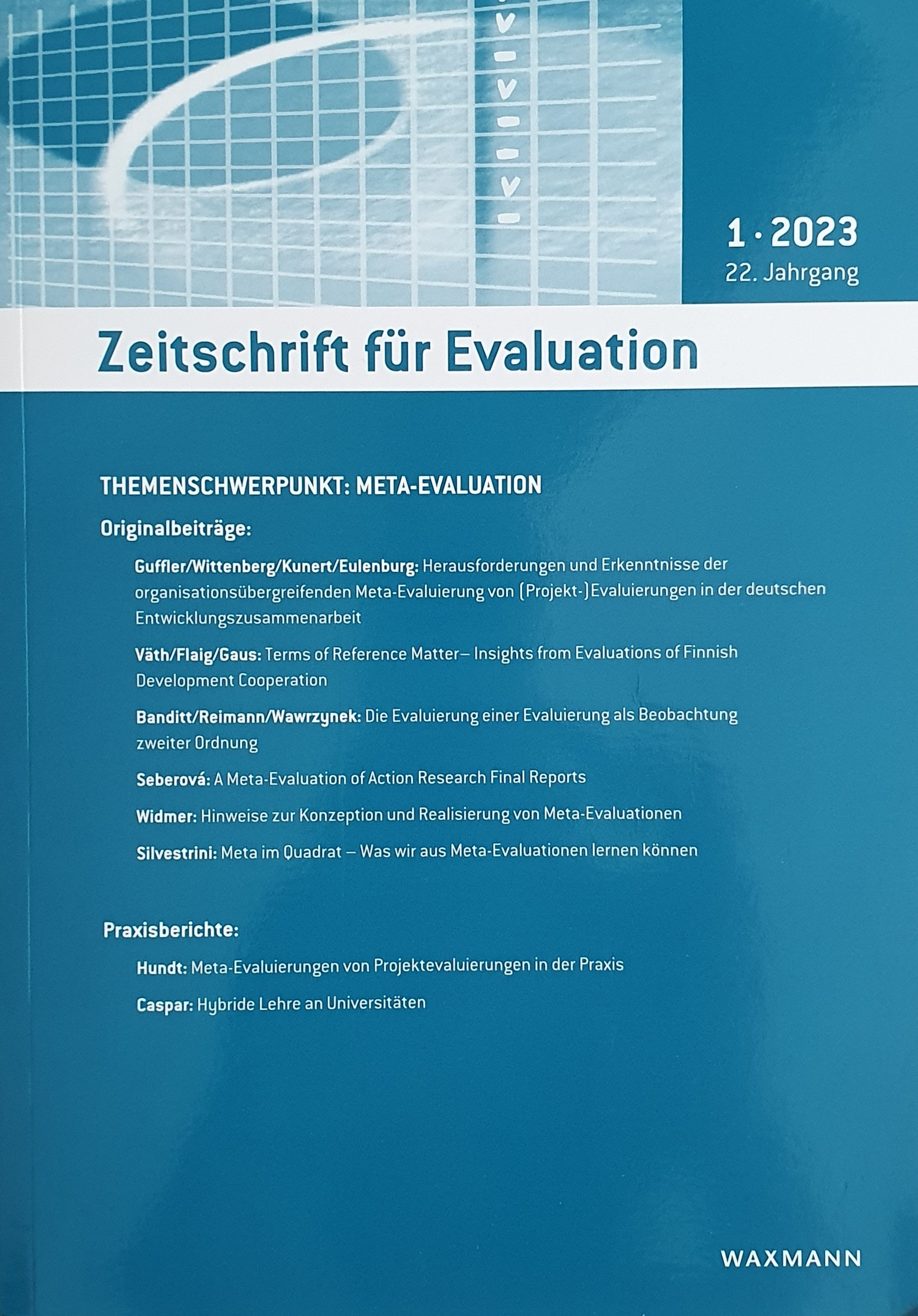 Das Bild zeigt das Buchcover der Zeitschrift für Evaluation mit dem Hinweis auf den Artikel zur Evaluation der hybriden Lehre am Kompetenzzentrum Weiterbildung Allgemeinmedizin Saarland.