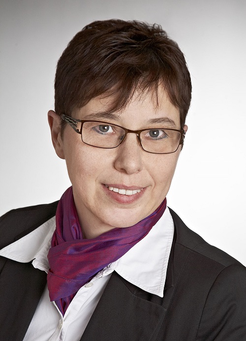 Portrait shot of Prof. Dr. Barbara Gärtner