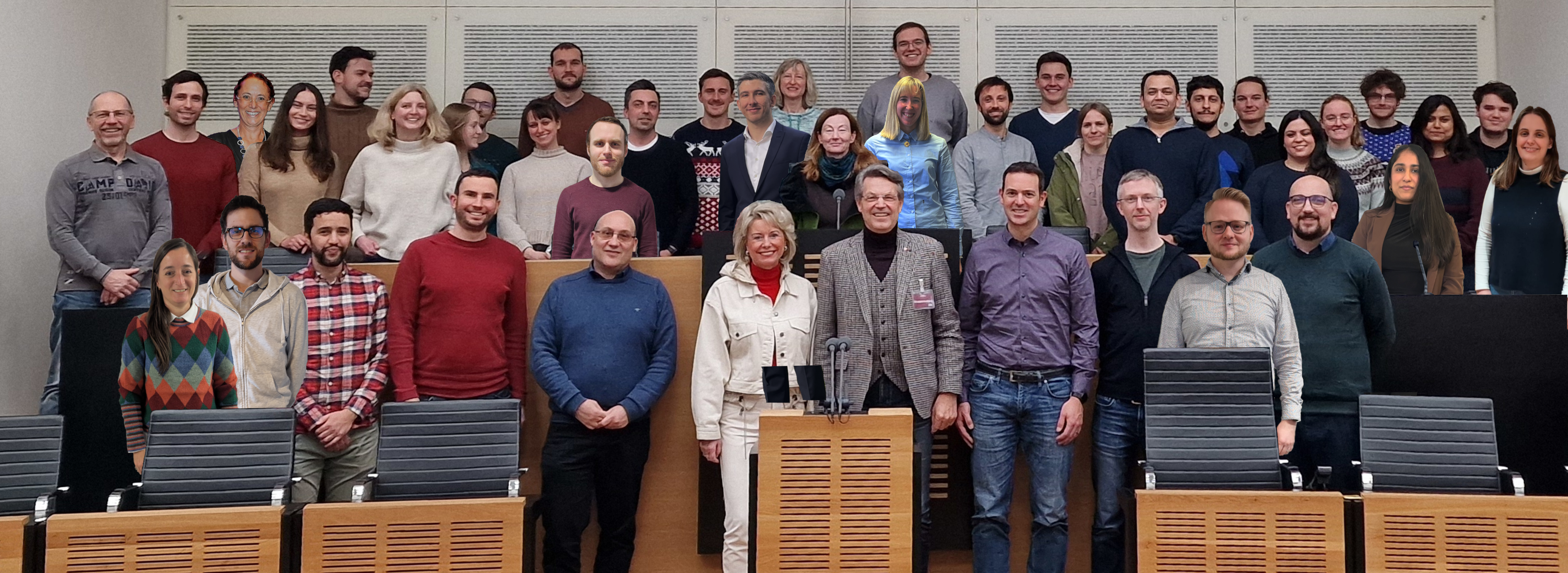 Eine Collage aller Mitarbeiter des Lehrstuhls im saarländischen Landtag.